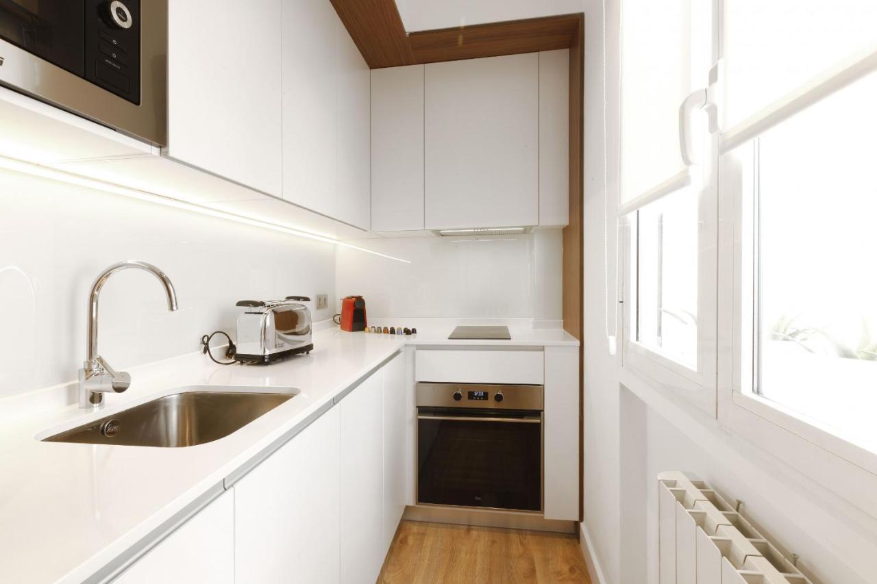 Angel Square Apartment Madrid Exterior photo